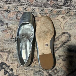 Larroude Metallic Silver Flats